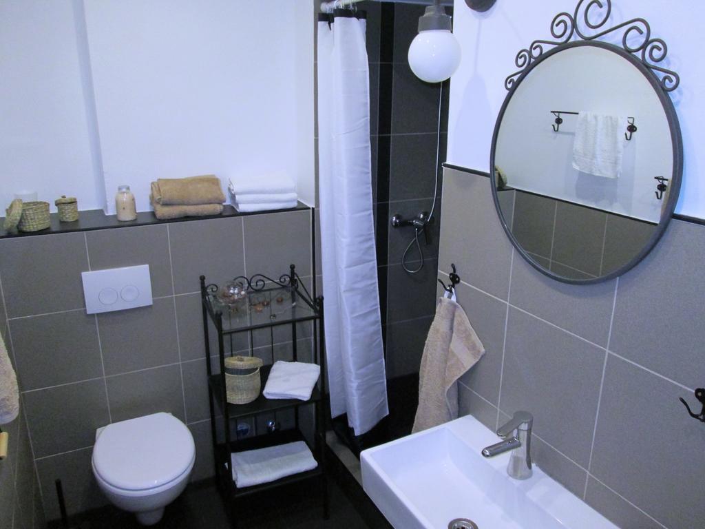Vlatkoviceva Apartments Zengg Szoba fotó